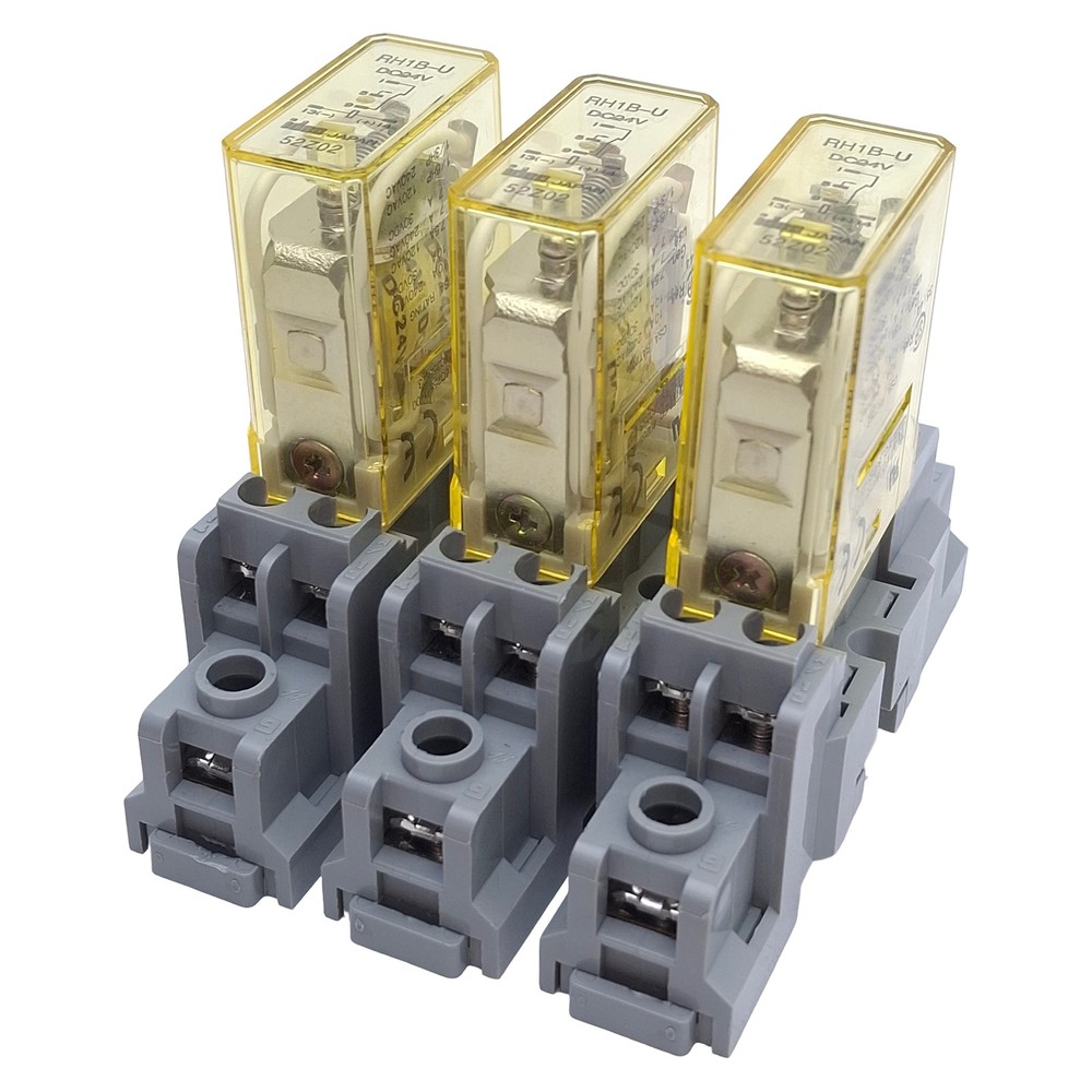 Lot of 3 IDEC RH1B-U DC24V Power Relay Plug in SPDT 10Amp 24VDC 1 Pole w/ Socket