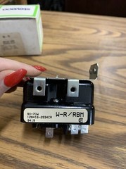 Steveco 90-70 Potential Relay Essex 128000 278-306V