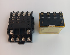 IDEC RH4B-UL- AC120V Relay & SH4B-05 Relay DIN Rail Mount Socket 4 pole