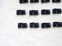 Omron SS-01-3 Relay 0.1A 125Vac 30Vdc Lot of 19