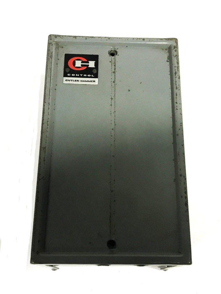 Eaton Cutler-Hammer Relay and Steel Case 9575H2441A-864 USED