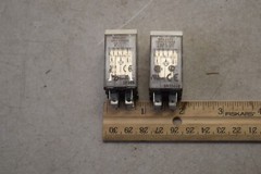 2x Schneider Electric power relay RPM22F7