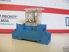 NEW ZETTLER RELAY AZ166-1CT-24D 15 A 250 VAC 96.72 SOCKET