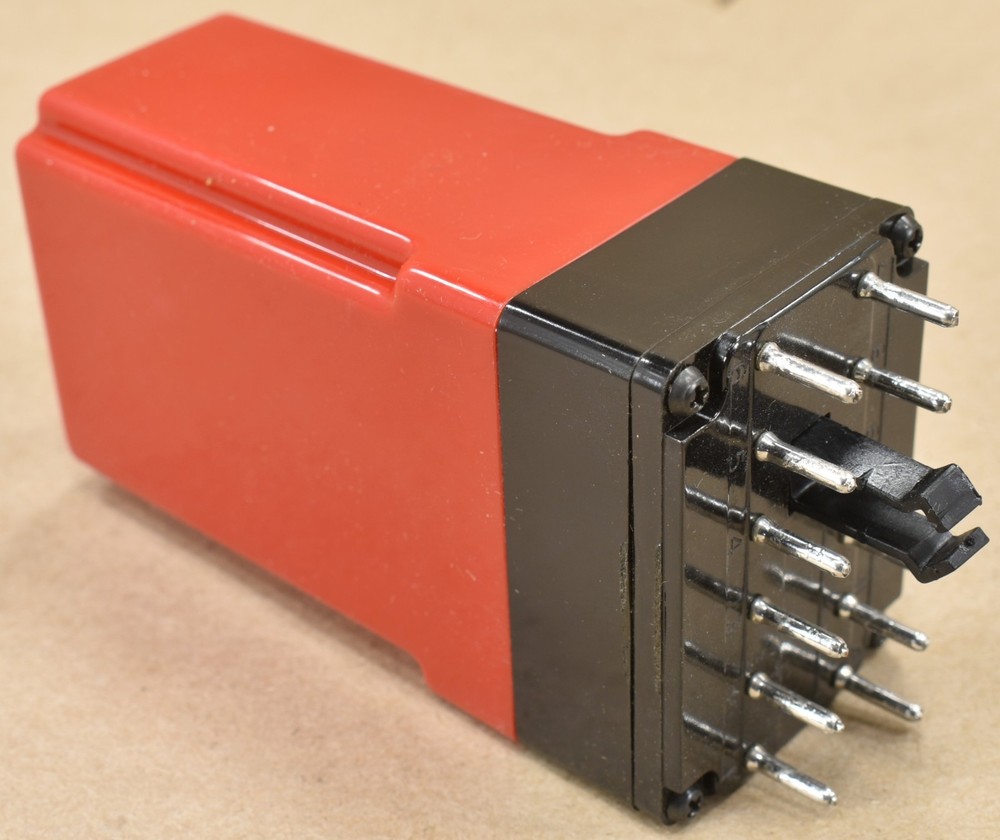 Red Lion Controls PRA13021, Relay Module Converter, 115 VAC, 4-20 mA, 12 Pin
