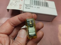 IDEC IDC RJ1S-C-A24 Relay – Fast Ship