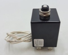 Airpax Snapak PR29-27567-1 Relay Panel Mount 2 Pole 4-Pin 20 Amp 125VAC 32VDC