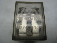 ALLEN BRADLEY 700-HF32A1 RELAY UNMP