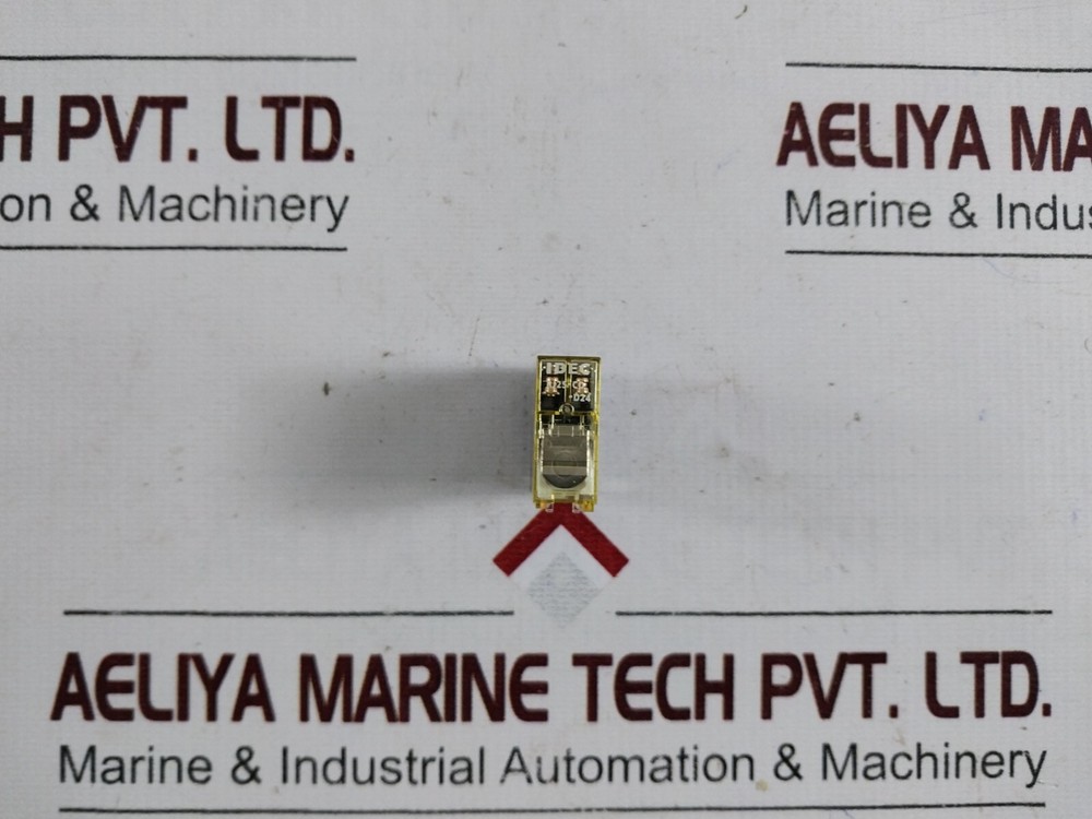 Idec RJ2S-CD-D24 Plug-In Relay 24VDC 8A 250VAC(RES.)