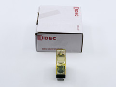1X RJ2S-CD-D24 IDEC Slim Power Relay DPDT 8A 24VDC Plug-In Blade Diode 250V/30V