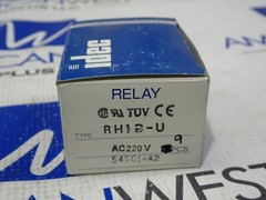 IDEC RH1B-U DC RELAY 10A AC 220V Box of 9