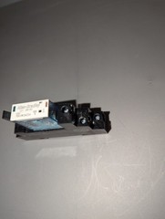 NEW GENUINE ALLEN-BRADLEY 700-HN121 SER A RELAY BASE W/ 700-HK36Z24 SER B RELAY