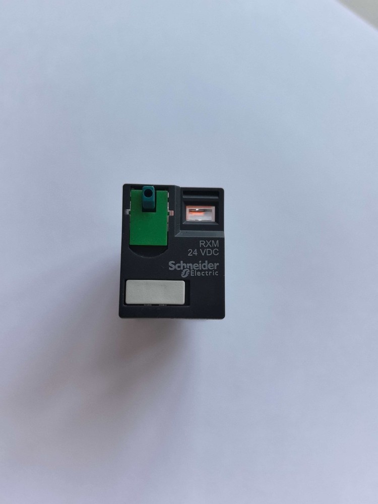 Schneider RXM2AB1BD DC24V 12A intermediate relay（10 pcs）In the box New