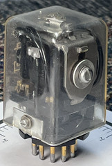 GUARDIAN ELECTRIC MFG. CO. A410-362139-35 24VDC, 5A, 11 GOLD PINS RELAY – TESTED