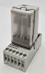 Allen-Bradley 700-HA33A1 Relay w Socket Base 10A 1/4HP 120V 11-Pin 120V Coil
