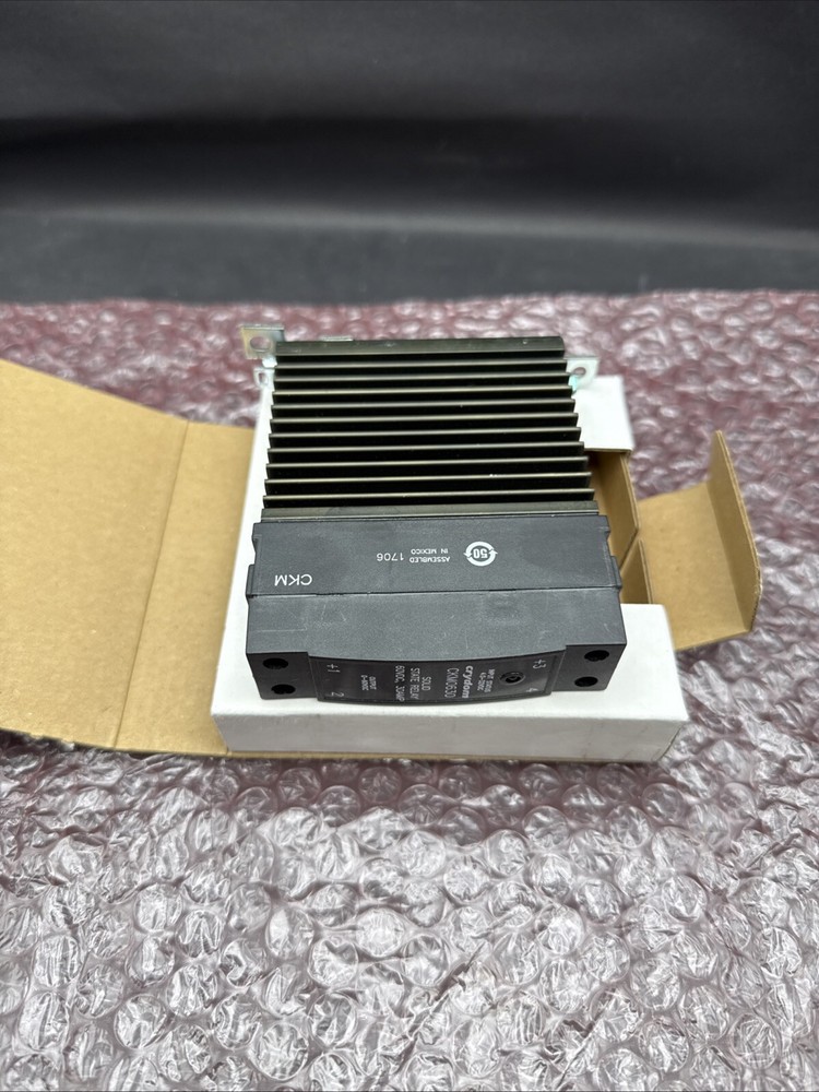 Crydom Sensata CKM0630 Solid State Relay 60DVC 30AMP *NEW*