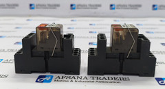 LOT OF 2X SCHRACK PT570730 RELAY WITH BASE PT78704 230VAC