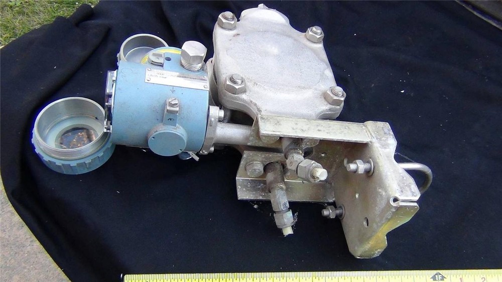Foxboro Eckardt Model 133DP Transmitter – EXLNT w/ 30 Day Warrantee !!