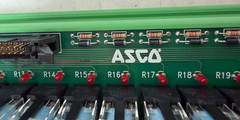 👀ASCO 24 CHANNEL RELAY MODULE 5600597 W/ 24 OMRON 24 VDC RELAYS G2R-1-S(S)