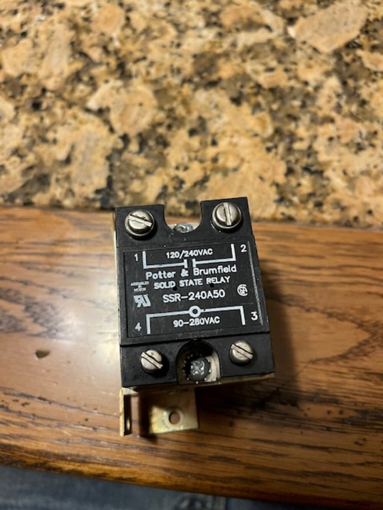 Potter & Brumfield Solid State Relay SSR-240A50, 240VAC 50A with Heatsink