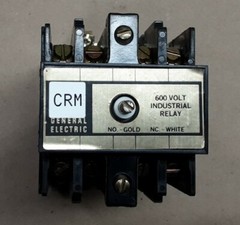 General Electric CR120B 080** Industrial Relay 120V 50hz 110V 60hz #2001J61