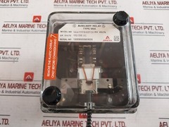 AREVA VAA11YF8402FCH Auxiliary Relay 110/250 DC 110-125V DC