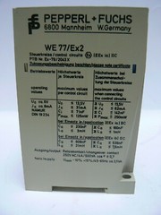 PEPPERL FUCHS WE77EX2 SWITCH AMPLIFIER RELAY.-USED- (C)
