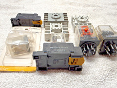 8 PC Lot Dayton 5X852M, 5X827E, 5X852N, 5X822E, OMRON LY3
