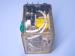 RH4B-ULCDC48V IDEC Plug-in Power Relay 24VDC 10A 4PDT 14-Pin W/ LED Indicator