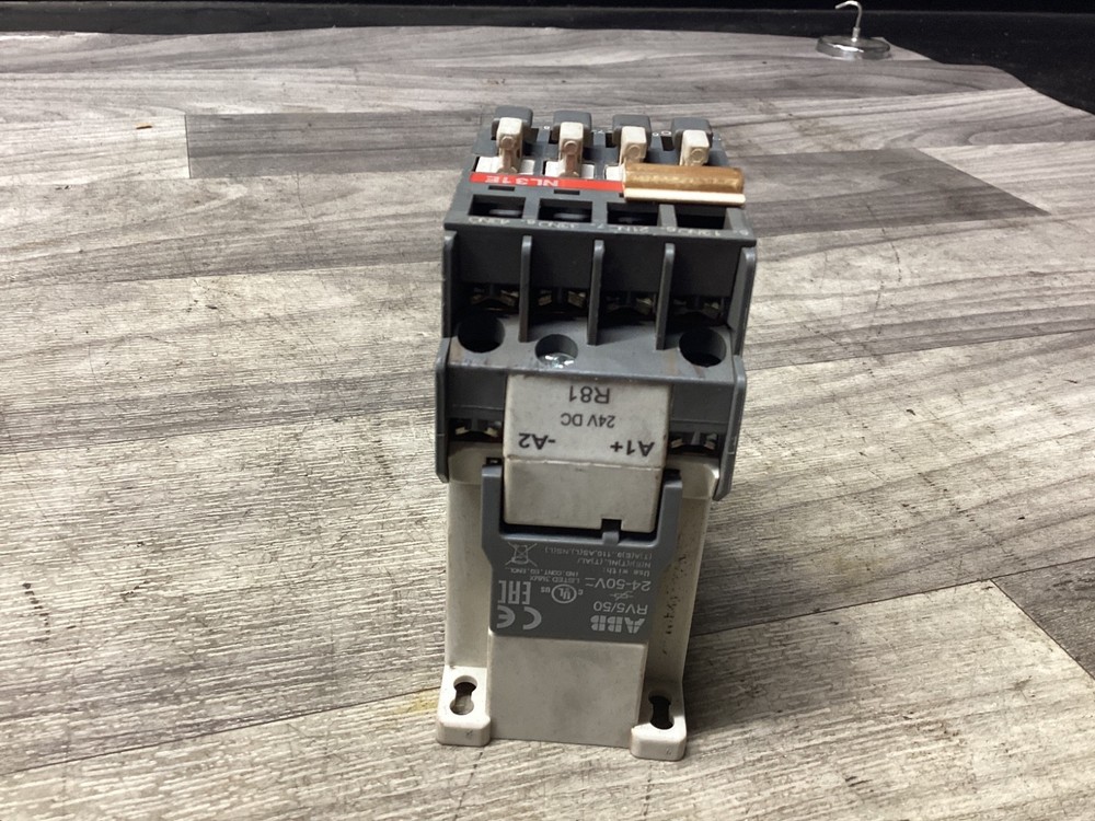 ABB NL31E Contactor Control Relay 24VDC #107N115