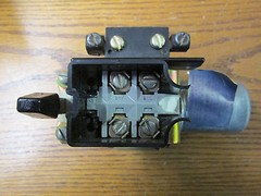 NEW NOS General Electric GE CR124Y0A2813 Magnetic Relay 120-600VAC 125/250VDC