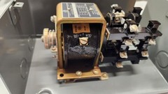 Allen Bradley 200-E601Z48 48-vDC Coil, Control Relay 6-Pole NEW IN BOX