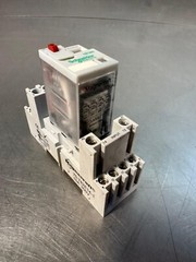 Schneider 792XDXMAL-120A + Base 70-782E14-1 (4D-25)