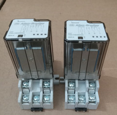 Allen Bradley 700-HB33Z24 Relay With Base Lot of 2