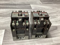 LOT OF 2 CUTLER-HAMMER TYPE M RELAY D26MB #105E138PR6*CO