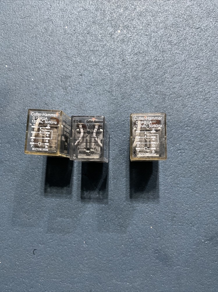 CUTLER HAMMER D7PR1A GENERAL PURPOSE CONTROL RELAY quantity 3
