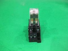 Omron Plug In Relay 8 pin square with base — LY2N — New