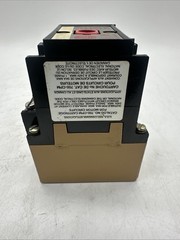 ALLEN BRADLEY 700-PK400A1 RELAY SER. B (2683)