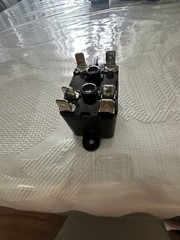 HLR9400-HLR9400 1XAQ1AB SPDT/14A/120VAC) General Purpose Fan Relay e251539