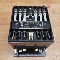 General Electric 12HFA51A44H Auxiliary Relay, 48VDC, HFA, Electromechanical