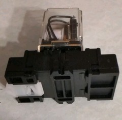 RELAY 3PDT 120VAC COIL 10A 11 PIN W/ RELAY SOCKET NTE-R10-14A10-120 NEW