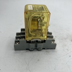 Idec RR3B-ULC Power Relay w/ SR3B-05 Relay Base (Lot of 5)