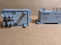 Schneider Electric RPF2AF7 Panel Mount Power Relay, 30A; DPST-NO; 120VAC