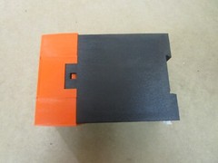 E. Dold & Sohne KG BH7925 SAFETY RELAY BH7925.96/102 24VAC/DC 0,5-5s