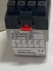 TELEMECANIQUE RHN-421B INSTANTANEOUS RELAY 24VAC 50HZ 4C/O NIB