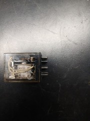 Omron MY4N-D2, 4 Pole Miniature Power Relay MY4N-D2-24VDC 24VDC Coil Relay