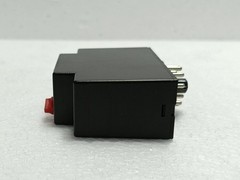 BRODERSEN UNIC XW Multi Function Timer Relay 12-240V AC/DC 0.6s-60m Plug-In