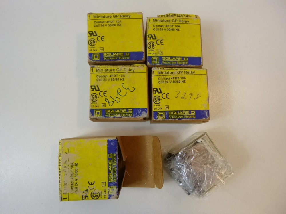 Square D Schneider Electric 8501RS44P14V14 Miniature GP Relay Lot of 5