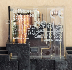 OMRON G2R-2-SND RELAY 24VDC WITH BASE, LOT OF 3 | ITEM A