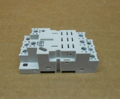 1 NIB DAYTON 1FC14N RELAY SOCKET FINGER SAFE 11 PIN 16A 300V (5 AVAILABLE)