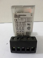 Used Allen Bradley 700-HB33Z24 Ser A 24 VDC W/ 700-HN 102 Base